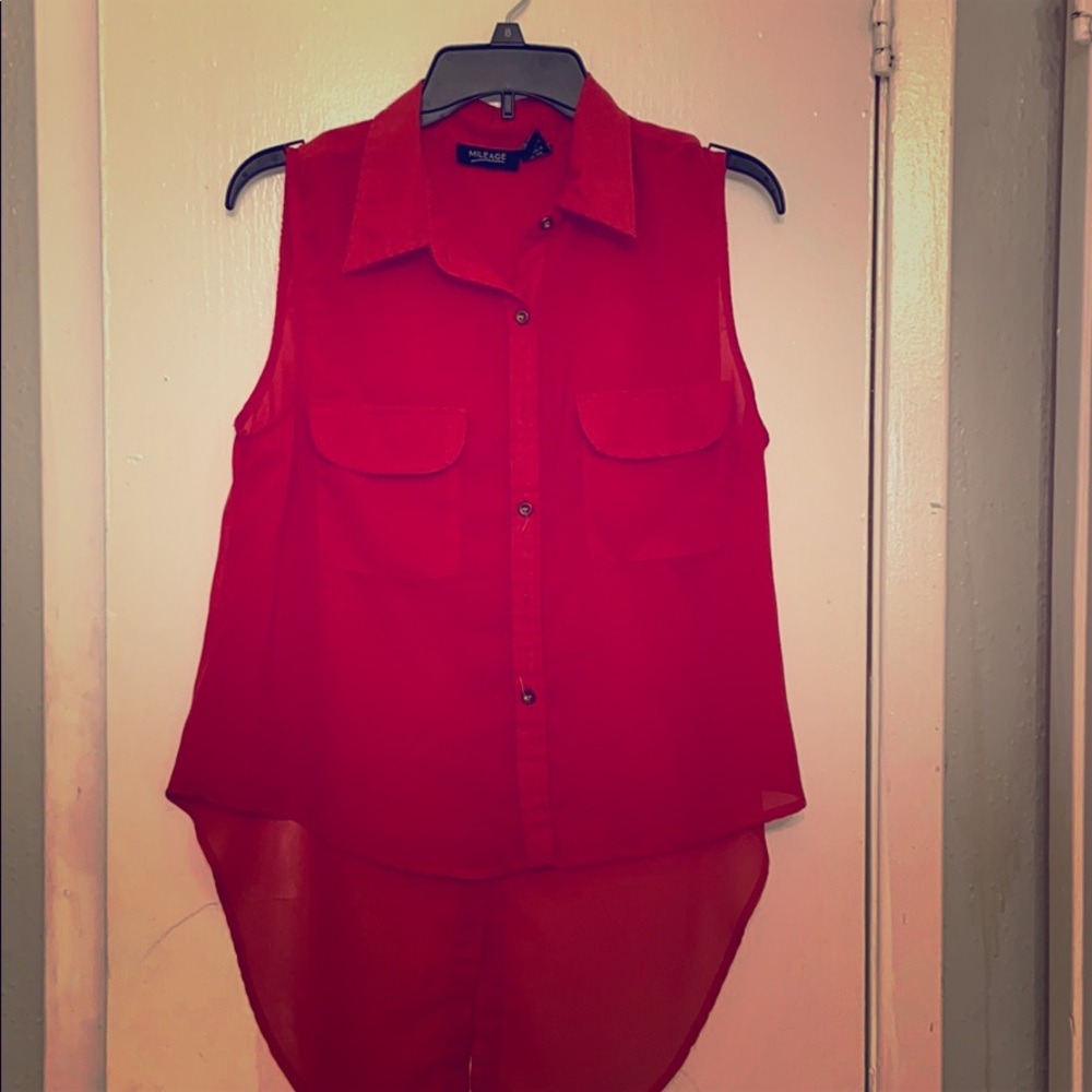 Sleeveless Shirt